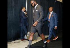 LeBron James tarzıyla dikkat çekti
