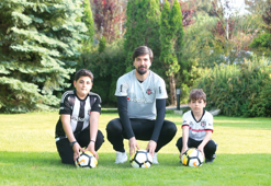 Tolga Zengin: Meraklı olun, kitap okuyun, her şeyi sorgulayın