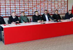 Antalyaspor, yeni transferleri için imza töreni düzenledi