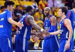 Bergüzar Korel, Anadolu Efes maçını başlatacak