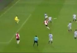 Fenerbahçe'nin eski yıldızı şov yaptı!