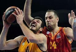 Aleks Maric'le yollar ayrıldı
