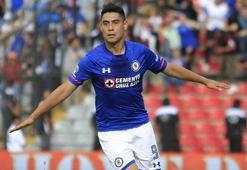 Galatasaray'a Şilili golcü Felipe Mora