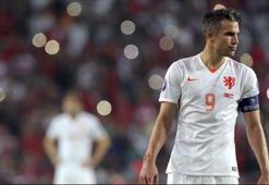 Hollanda'da Van Persie tartışması büyüyor!