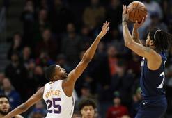 Timberwolves son saniyede kazandı
