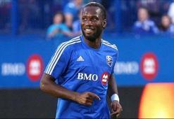 Drogba rekora koşuyor! Yine attı