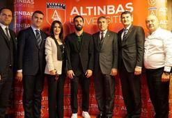 Medipol Başakşehirli Arda Turan'dan Mehmetçik'e destek