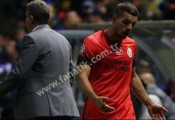 'Podolski'nin ilk 11'de sahaya çıkması bile yanlış!'
