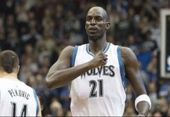 Garnett, Timberwolves'a galibiyetle başladı