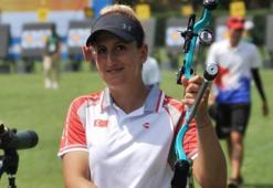Yeşim Bostan, okçulukta finalde