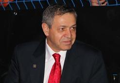 Gözgeç yeniden aday