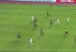 Pato'dan akıllara zarar gol