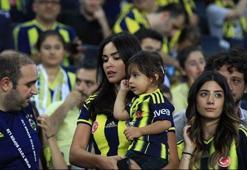 Fenerli Kadınlar tribünü doldurdu