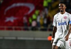 "Eto'o pikniğe gelmemiş"