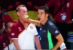 Hakem 'artık yeter' dedi!
