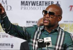 Floyd Mayweather tarihi maça çıkıyor