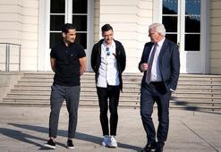 Steinmeier, Mesut Özil ve İlkay Gündoğan'la görüştü