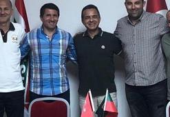 Karşıyaka'da futbol İsmet Arzuman'a emanet