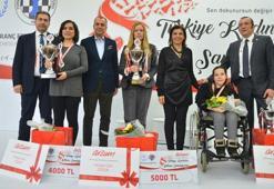 Ekaterina Atalık şampiyon oldu