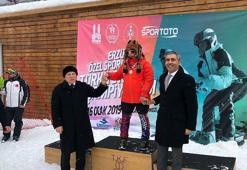 Özel sporcular Palandöken'de yarıştı