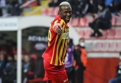 Thiam çeyrek finale yükseldi