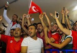 Milli takıma sevgi seli...