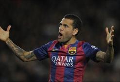 Alves, Barcelona'dan teklif bekliyor