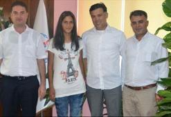 Özel atletlerden 3 madalya