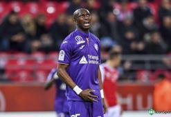 Trabzonspor'un transfer teklifi yaptığı Stephane Mbia'nın sözleşmesi feshedildi!
