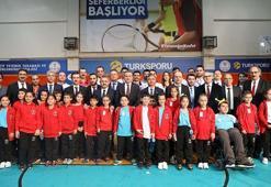 2 milyon 500 bin öğrenciyle başlıyor
