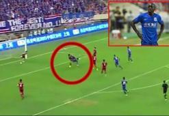 Demba Ba'nın rövaşatası Çin'i salladı!