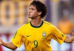 Galatasaray'ın teklifi reddedildi! Pato...