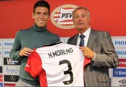 PSV Moreno'yu kaptı
