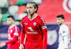 Son dakika! Trabzonspor'da transferde 5. imza Enis Destan'dan!