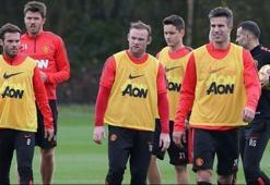 Manchester United'a yarasa engeli
