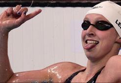 18'lik Ledecky'den bir dünya rekoru daha
