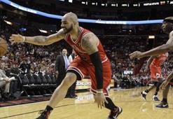 Ömer'li Bulls, Miami'yi yendi: 87-86