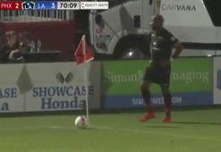 Drogba'dan şık asist