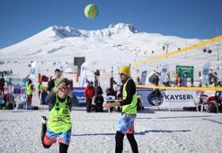 Kar voleybolunda sona doğru...