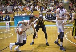 Afyon Belediyespor: 83 - İstanbulspor Beylikdüzü: 85