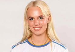 Real Madrid'in yeni transferi Sofie Svava, Barcelona taraftarı çıktı