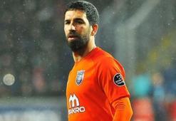 Medipol Başakşehir'in yıldızı Arda Turan'a büyük şok