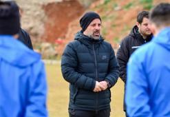 Veli Özdemir: Hedefimiz Play-Off potasında yer almak