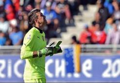 Galatasaray'dan sonra Uruguay'ı kurtardı
