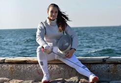 Deniz Selin Ünlüdağ'dan anlamlı mesaj!
