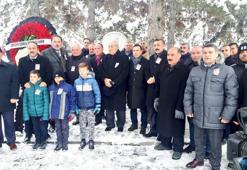 Efsane güreşçi Yaşar Doğu mezarı başında anıldı