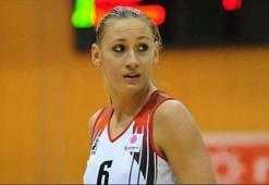 AGÜ, Macar oyuncu Honti ile anlaştı