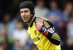 Chelsea'den Cech'e izin çıktı