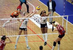 Nilüfer Belediyespor-Kameroğlu Beylikdüzü Voleybol İhtisas maç sonucu: 1-3