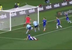 Petr Cech'den muazzam kurtarış